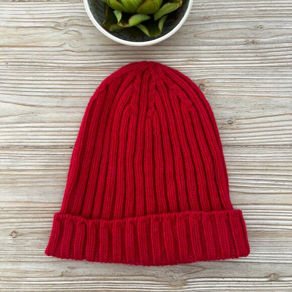 Accessories - MAde In Scotland 100% Cashmere Red Ribbed Beanie - One Size